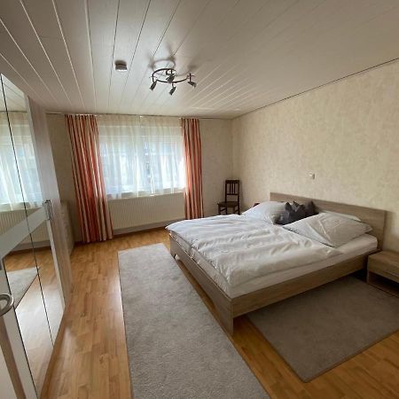 Ferienwohnung-Gasthaus Zum Ross Erlenbach am Main Buitenkant foto